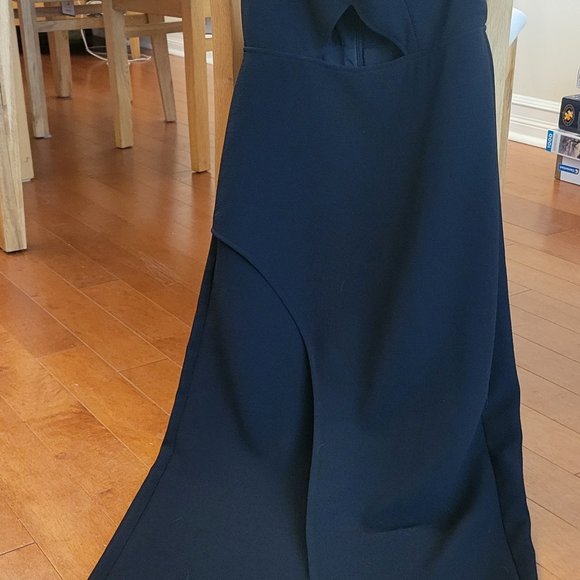 Formal gown - Picture 4 of 4